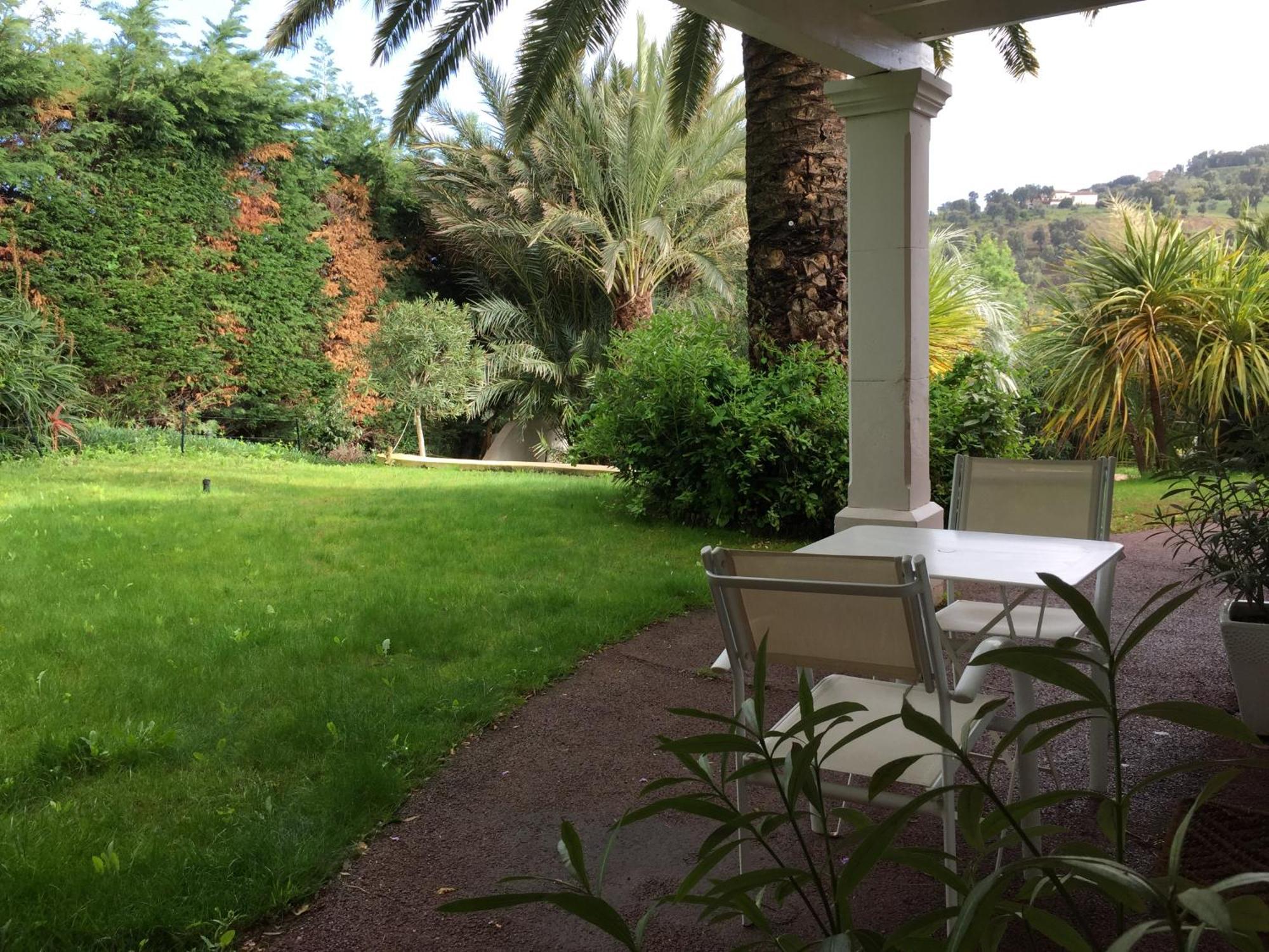 Bed and Breakfast L'Oasis-Les Issambres Habitación foto